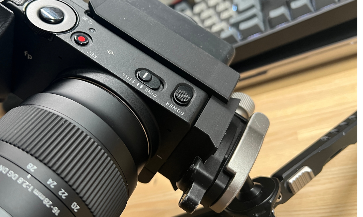 お知らせ】SIGMA fpの背面液晶を手軽にビューファインダー化出来る