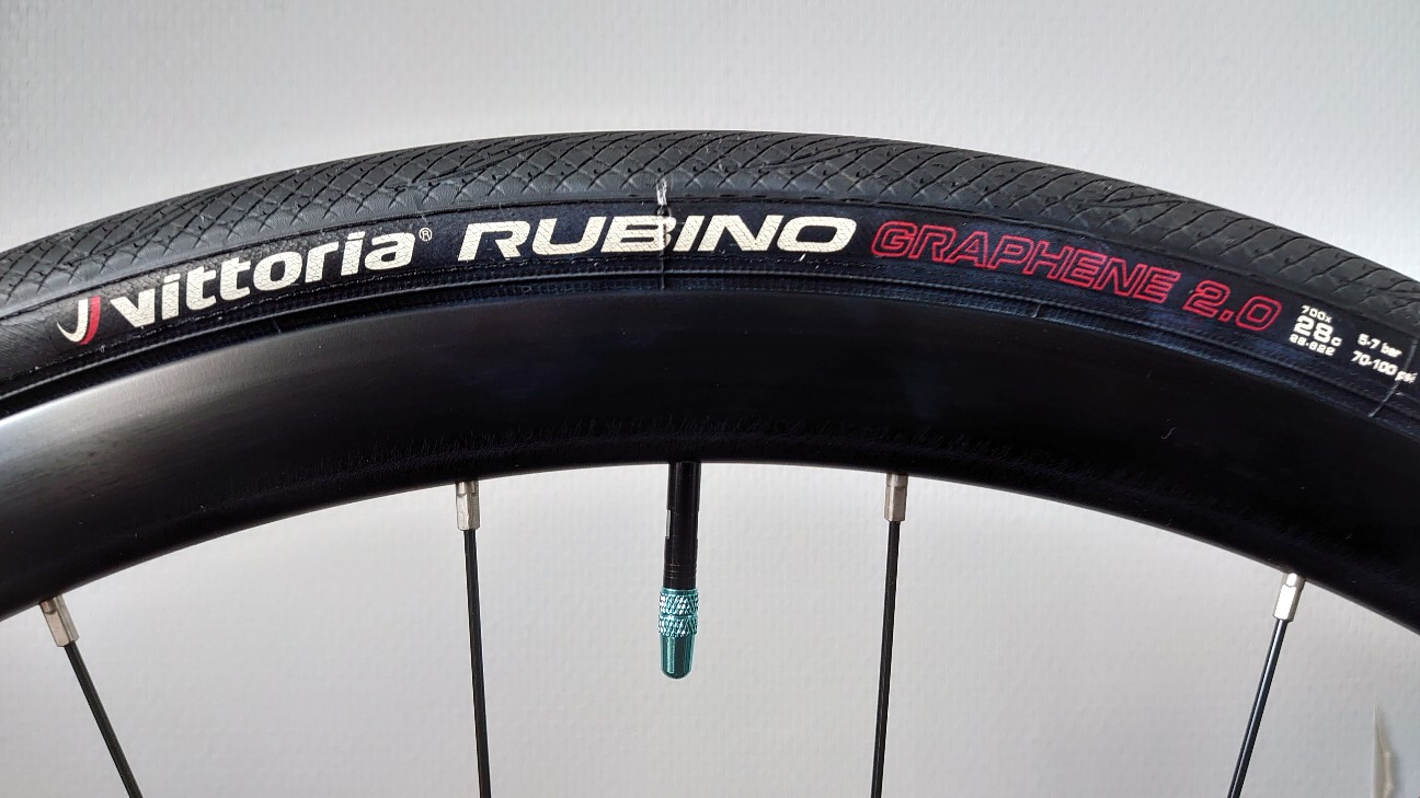 パーツ vittoria CORSA GRAPHENE 2.0 28c Amazon.com : Vittoria Corsa Control Graphene 2.0 - Road Bike