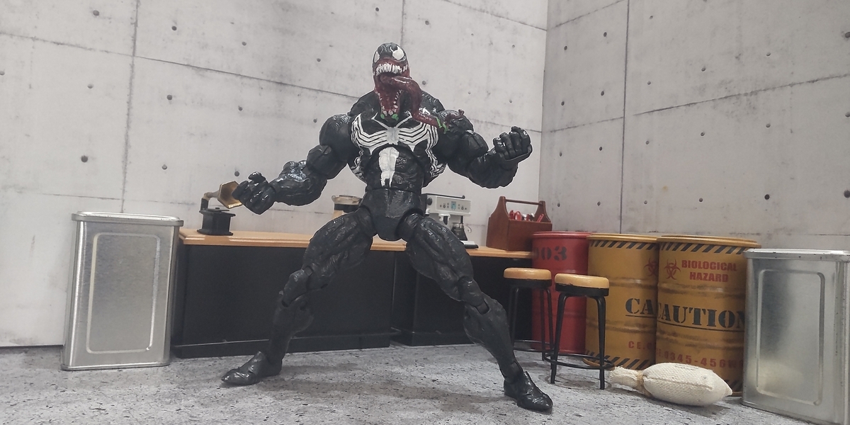 スパイダーマン　アメコミ　オムニバス　激レア　ヴェノム レア TOY BIZ スパイダーマン ヴェノム フィギュア VENOM｜Yahoo