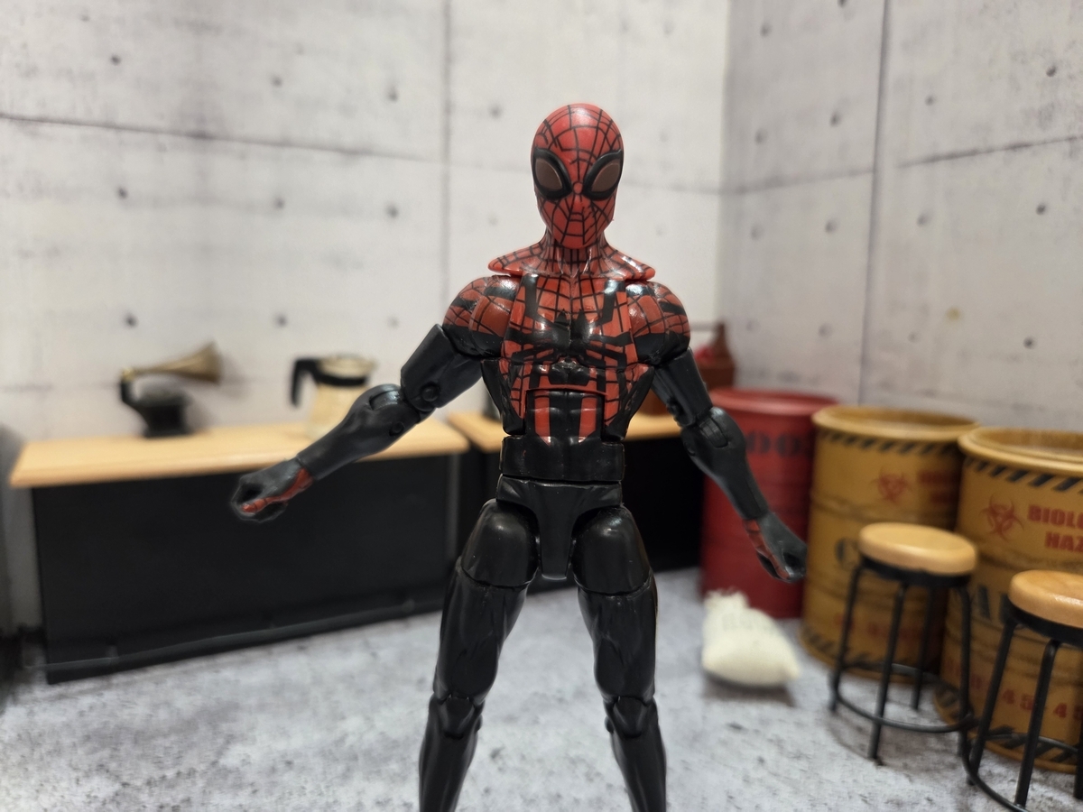 リボルテック風　スーペリア・スパイダーマン レビュー マーベルレジェンド【より優れたスパイダーマン