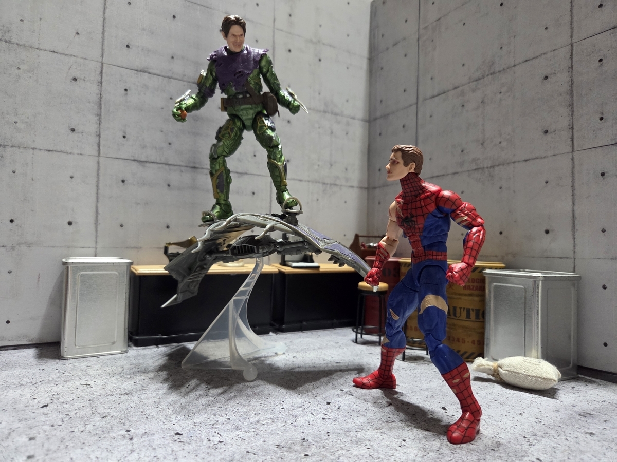 i*i様 スパイダーマン パニッシャー カスタム マーベルレジェンド