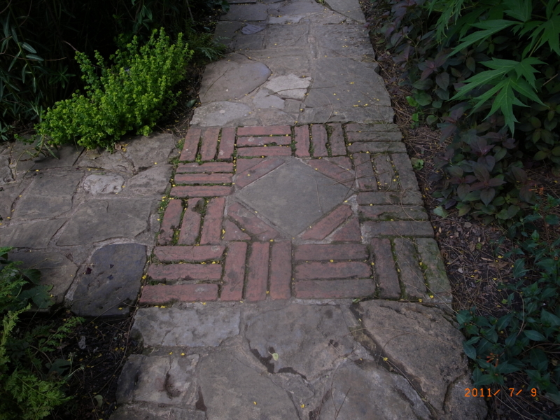 f:id:LAVANDNOUS:20110709224556j:image f:id:LAVANDNOUS:20110709224556j:image