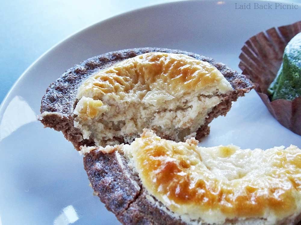 チーズタルトの断面