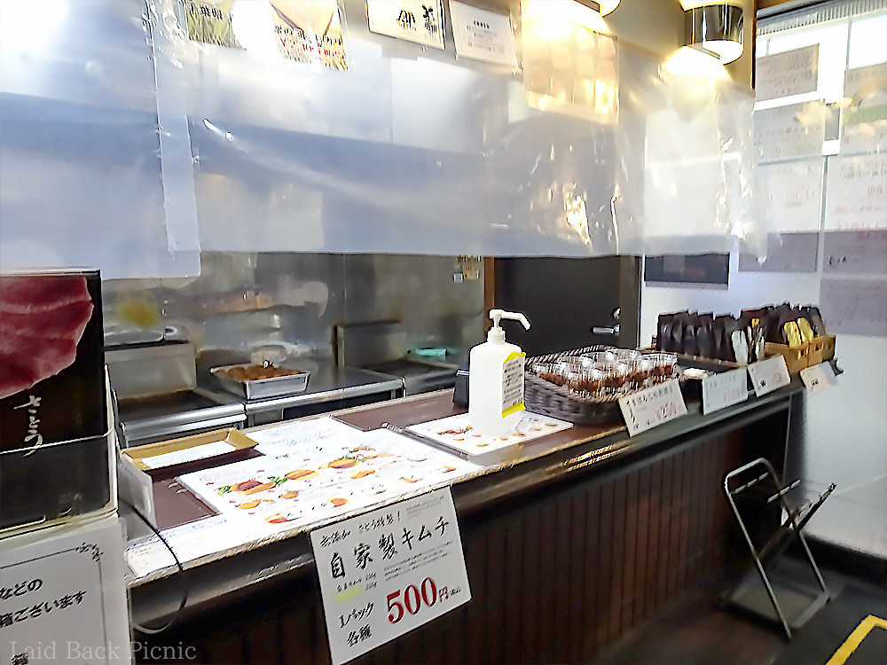 銀座さとうの店内はカウンター販売のみ