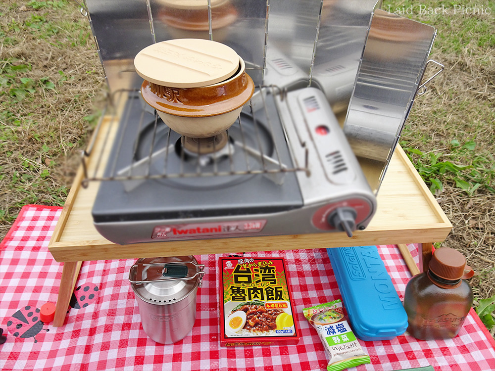 ルーローハンとお味噌汁でランチ