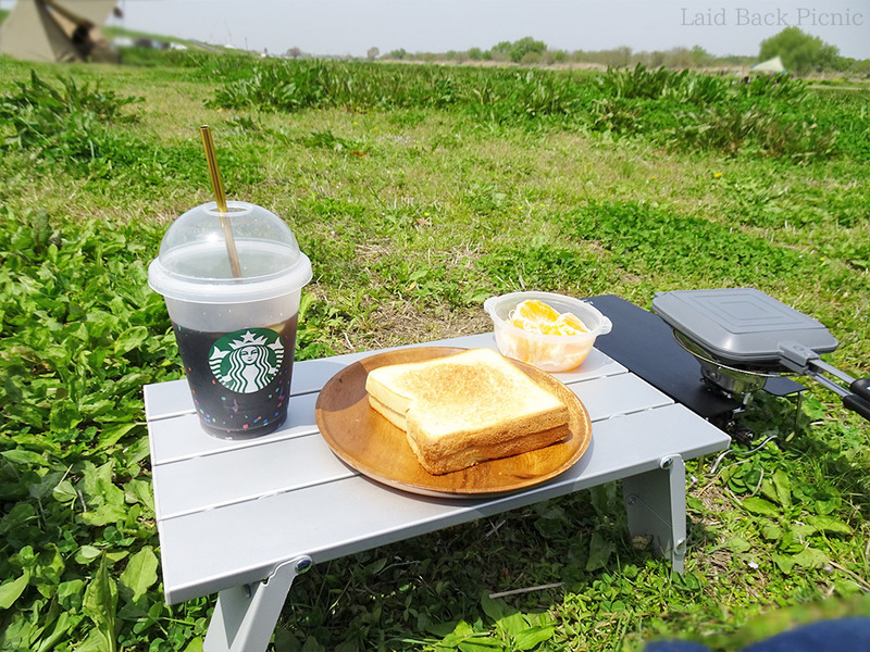 ホットサンド、アイスコーヒー、デコポン