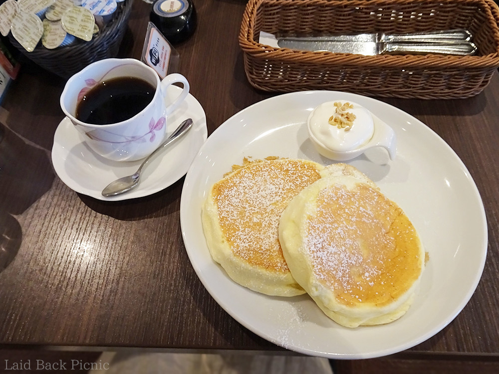 ふわふわのパンケーキ2枚のセット