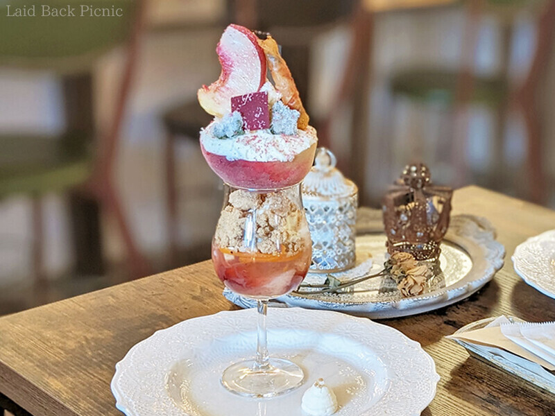 カベルネパフェ300 夜パフェ専門店 パフェテリアベル新宿3丁目 メニュー：パフェ - 楽天