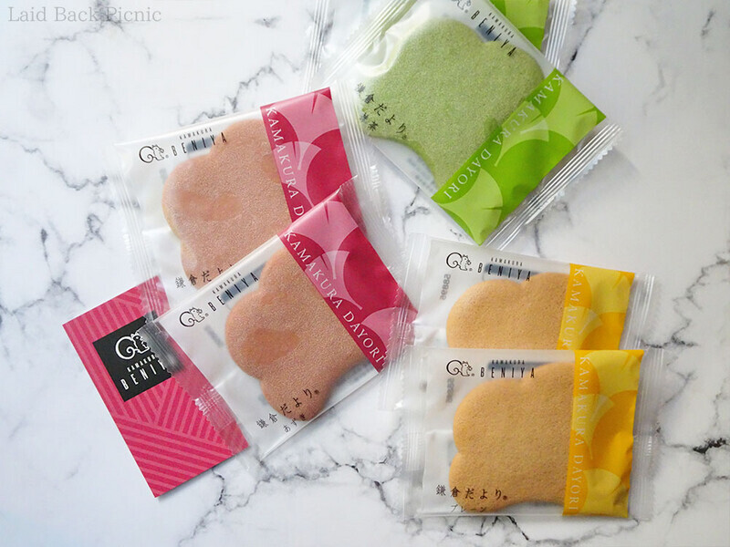 中には3種類のお菓子