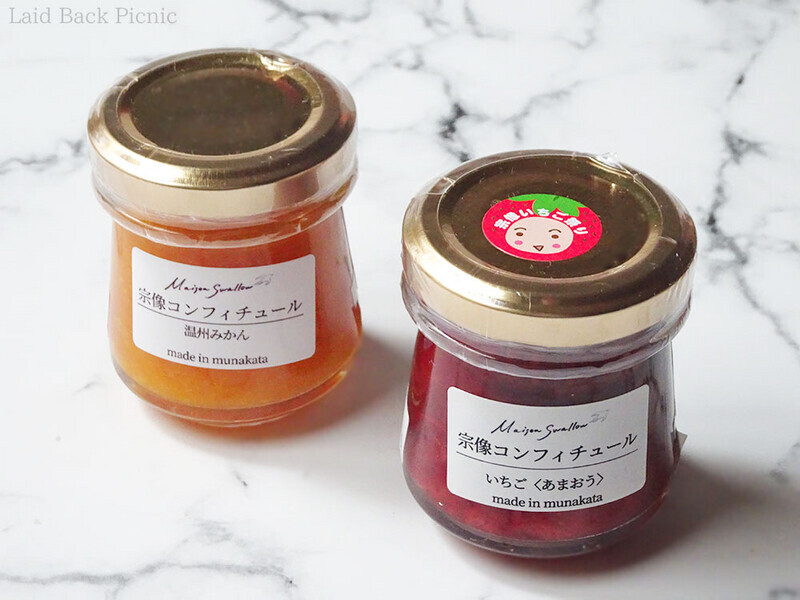 小さめの瓶入りのコンフィチュール