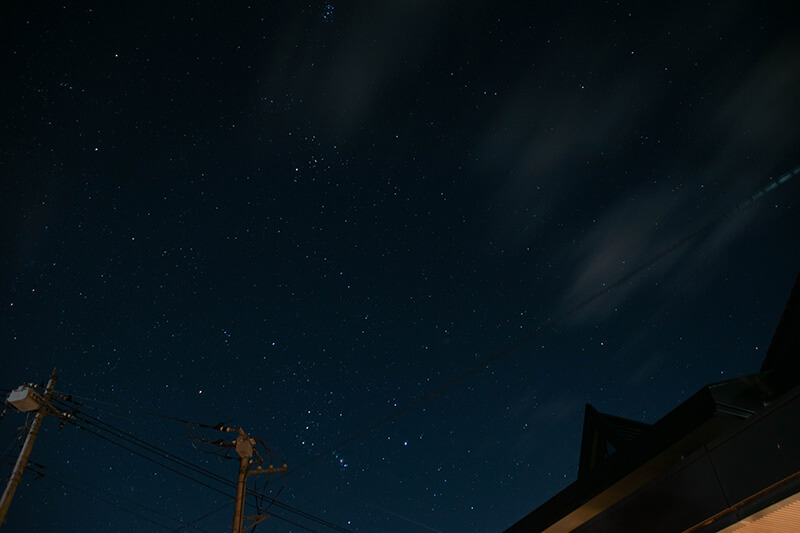 拠点の夜空