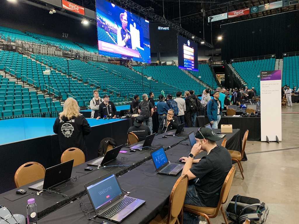 f:id:LIFULL-suzukik:20181130084107j:plain