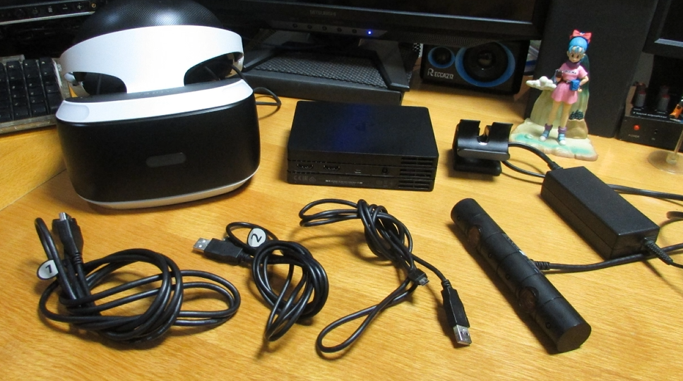 PSVR中古です。 PSVRをPS4に接続！中古品だけど、綺麗に清掃して遊びました！ - レトロ
