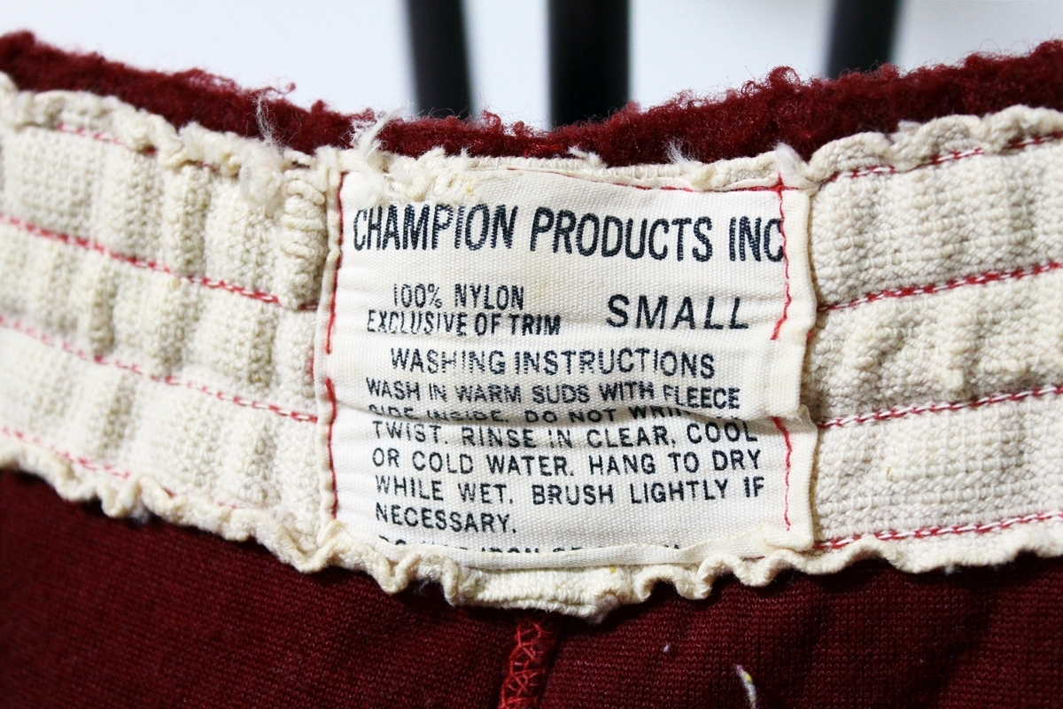 類稀な存在感を醸す古着 | 60s CHAMPION NYLON PILE SWEATPANTS