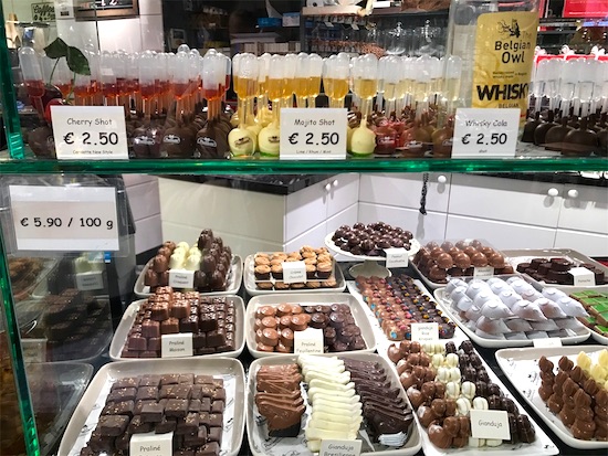 プラリネットの店内のチョコレート