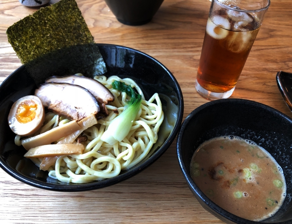 f:id:LarryTK:20180716170125j:plain f:id:LarryTK:20180716170125j:plain