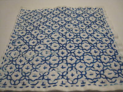 セリアの刺し子用ミニ花ふきん生地で刺し子に挑戦してみました 平凡を楽しむ生活