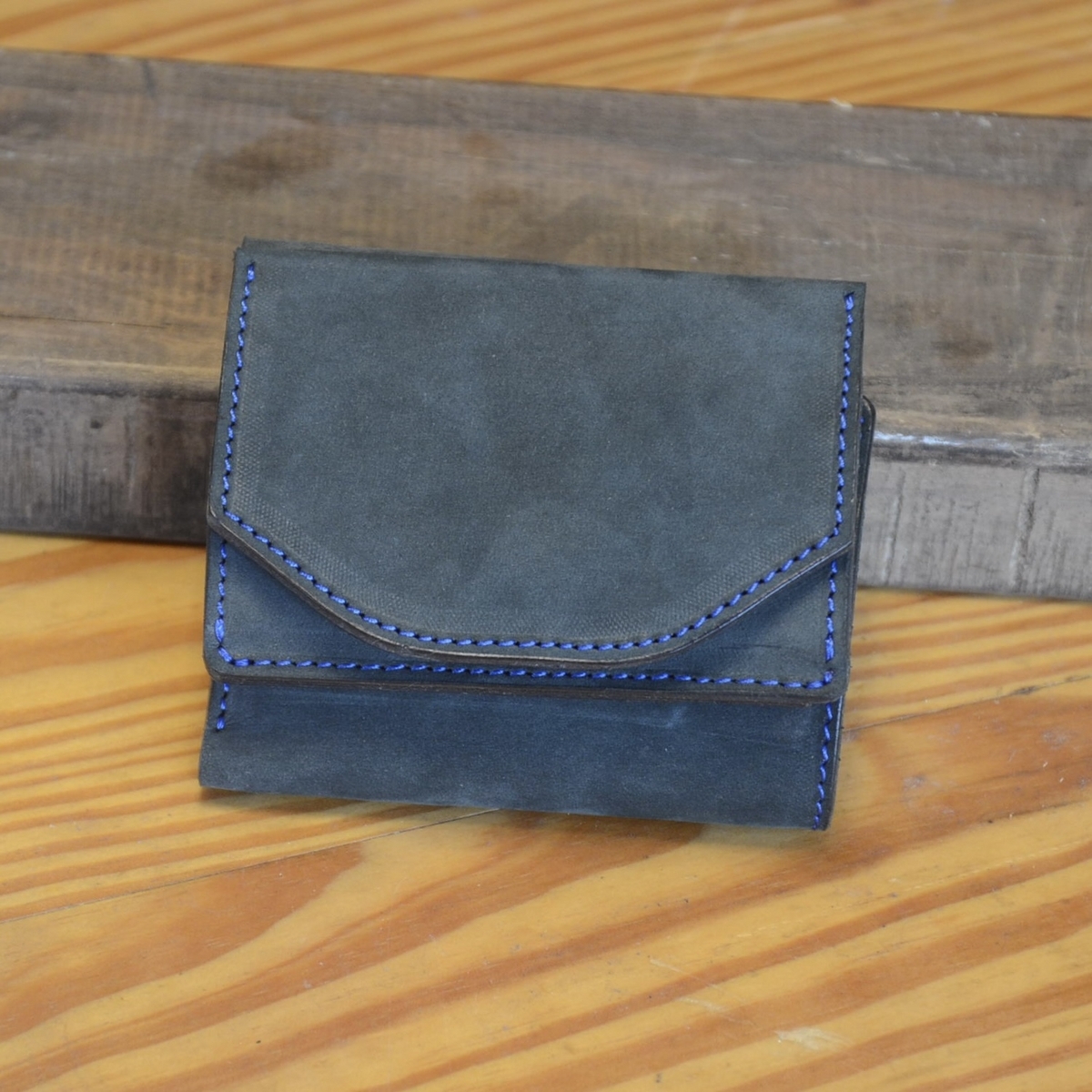 オーダーメイドの三つ折り財布 - Leather Taku's Blog