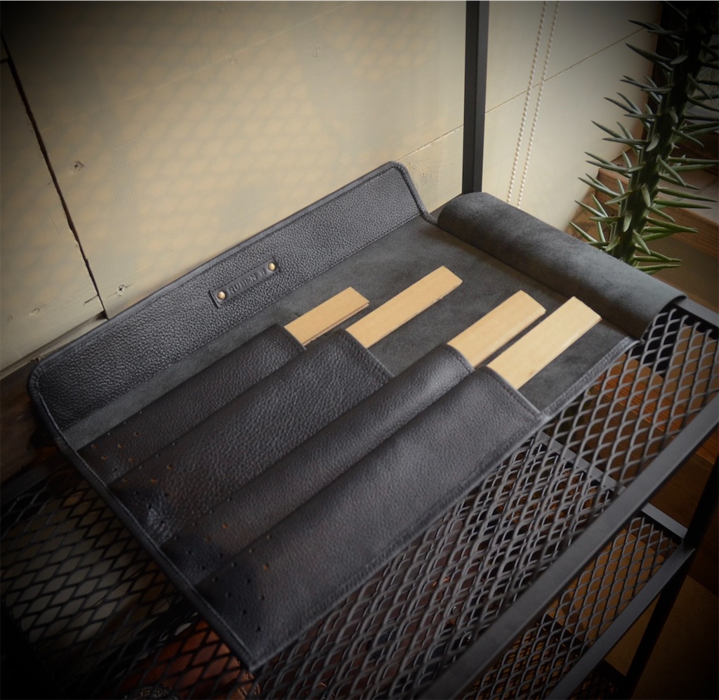 オーダーメイドの包丁ケース - Leather Taku's Blog