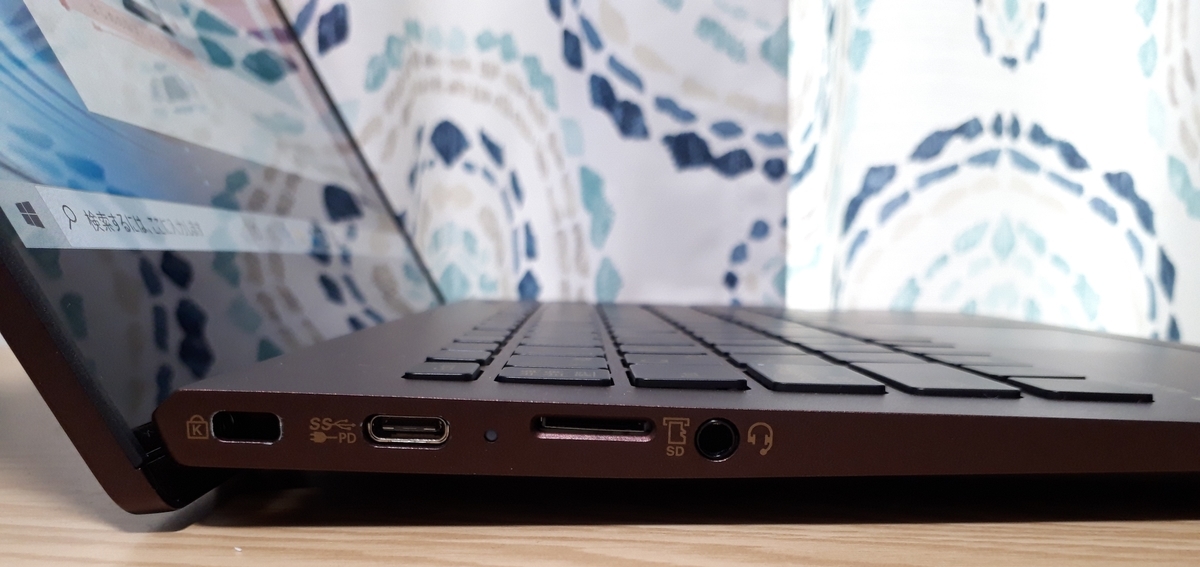 PC-GN1864VAF|左側面