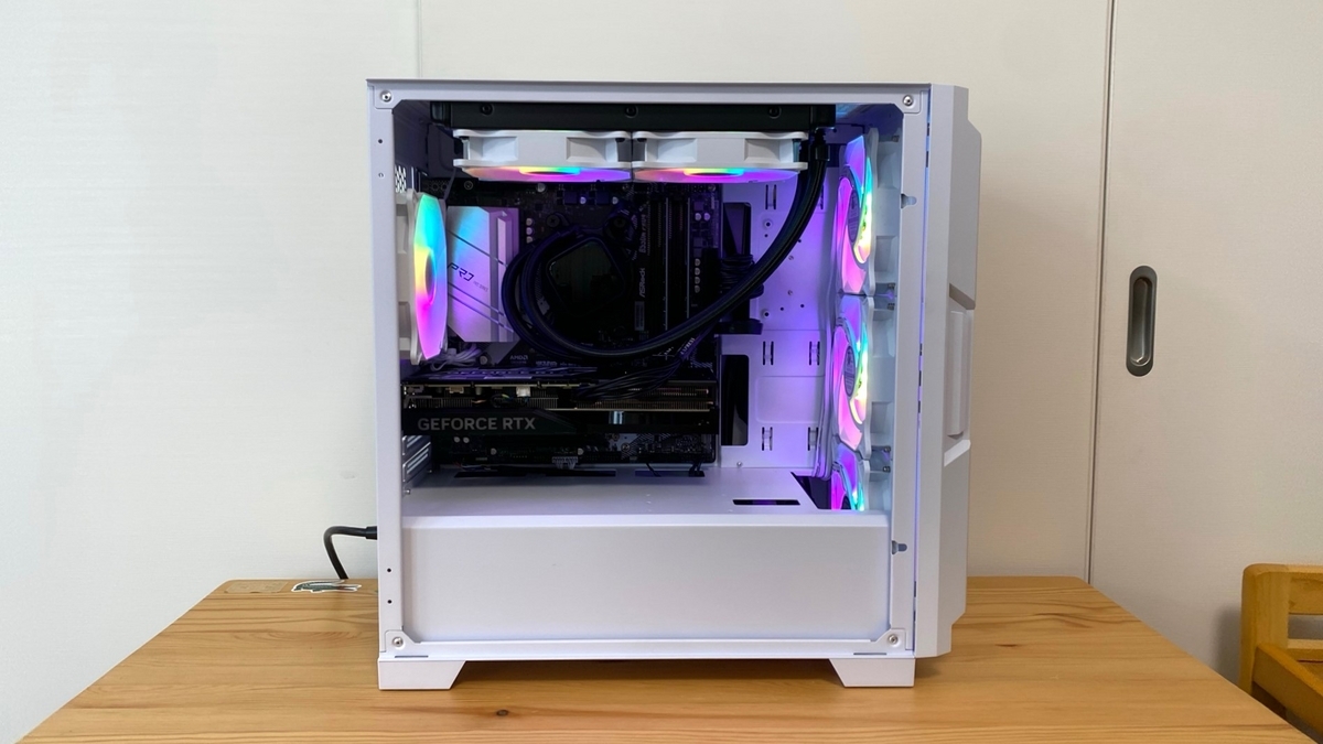 白くて光る🌈新世代ゲーミングPC【NEXTGEAR JG-A7G6T(ホワイトカラー