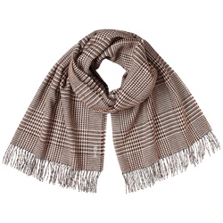 石原さとみのすっぴん旅inスペイン 衣装や私物 スーツケースの中身 を紹介 ファッションに注目 Fashion Express