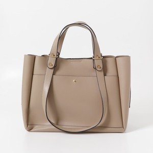 ベージュのレザートートバッグ ベージュのレザートートバッグ