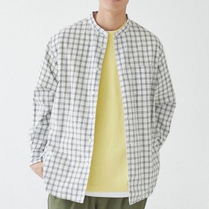 チェックの柄シャツ
