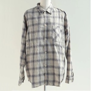 チェック柄シャツ