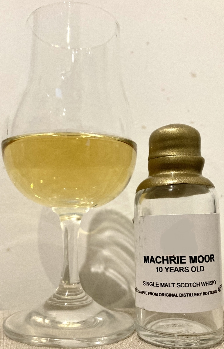 マクリームーア 10年／Machrie Moor 10yo - ホームレス ドランカー