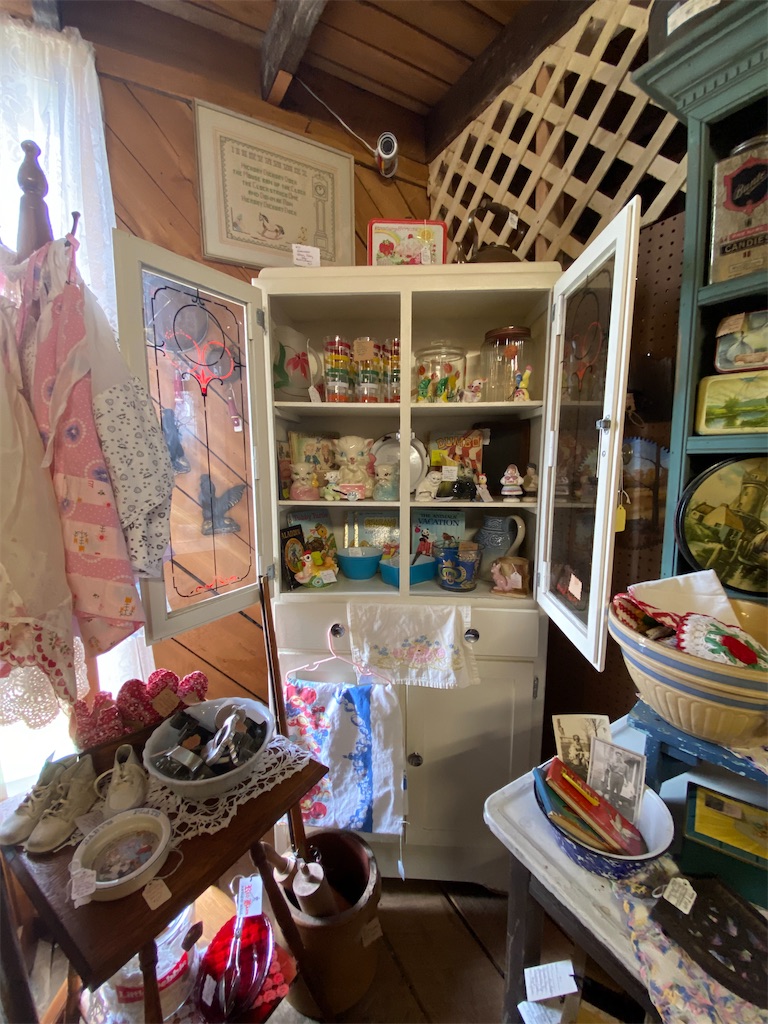 アメリカ】ヘーゼルアトラスのアンティーク食器、近年のアメリカでの価格上昇のすべて。 - 帰国子女の進む道。