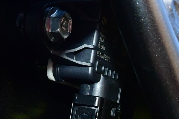 ぺん Vストローム1050XTのIMU、何のために付いているの？？？ - MT