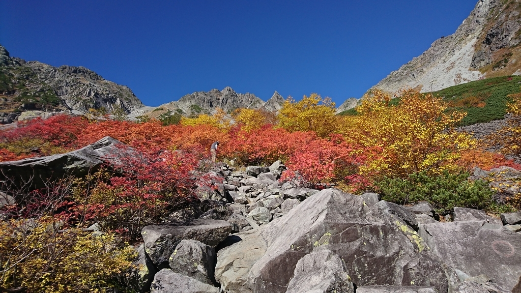 f:id:Luckytours:20181008202010j:plain