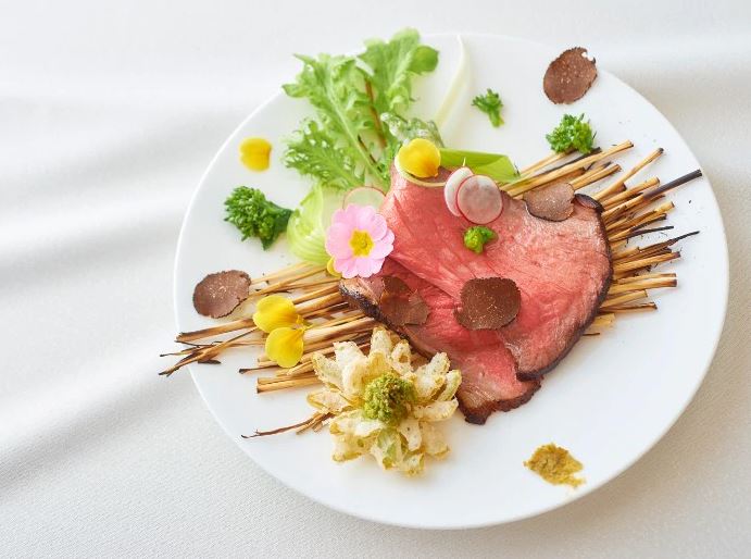 札幌で少人数の結婚式におすすめの宮の森フランセス教会のお料理