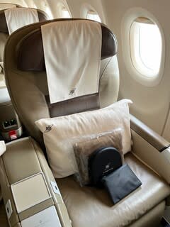 ロイヤルブルネイ航空ビジネスクラス - Luntaの小さい旅、大きい旅