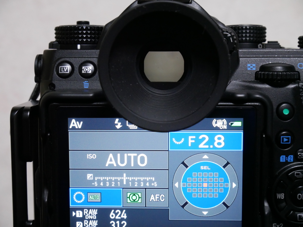 Pentax K 1のファインダーカスタム チラシの裏 仮