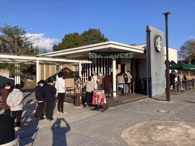 東広島市の唯一のスタバに行ってきました 小谷saの中にあって下道で行くことが出来ます 行き方紹介します 鹿の寝言