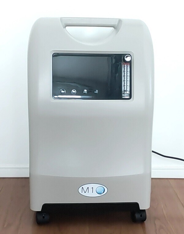 【未使用】神戸メディケア 医療用酸素発生器 M1 02-S10L 高濃度酸素発生器 M1O2-S10L（エムワンオーツーエス10エル）（医療用