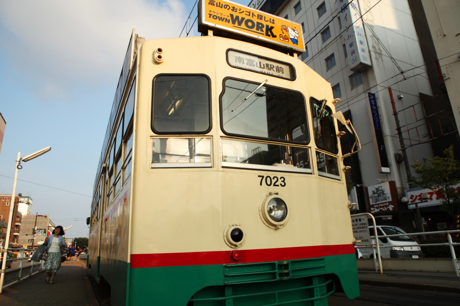 http://cdn-ak.f.st-hatena.com/images/fotolife/M/MAREOSIEV/20120812/20120812011659.jpg