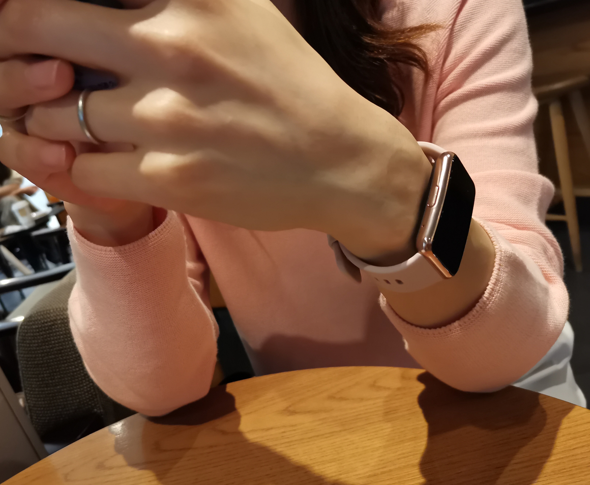 HUAWEI WATCH FIT レビュー 】サクラピンクに一目惚れ♪高級感＆高精細