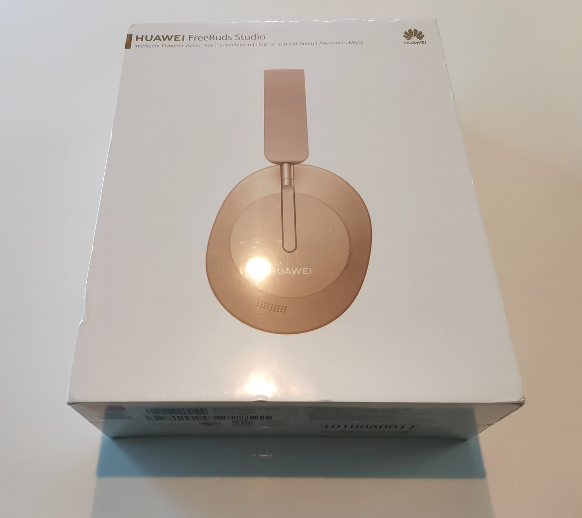 HUAWEI FreeBuds studio ゴールド HUAWEI FreeBuds Studio レビュー 】音楽という贅沢を楽しめる至高の