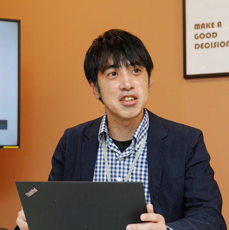 インフラ基盤統括部 データ共通BITA部 BI推進グループ マネジャー 高瀬 純一の写真