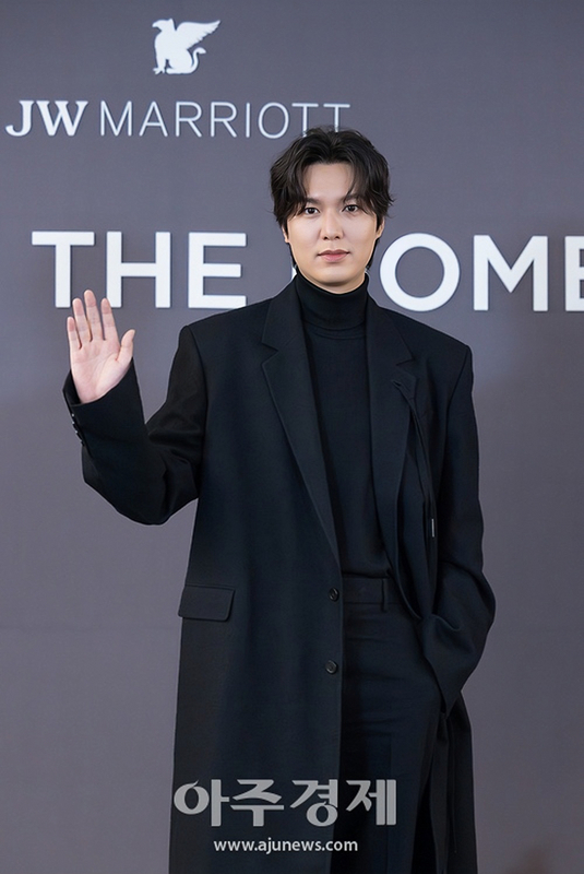 2023-10-26［K-俳優(イ・ミンホ)に会いに”300万ウォンポイント”を使っ