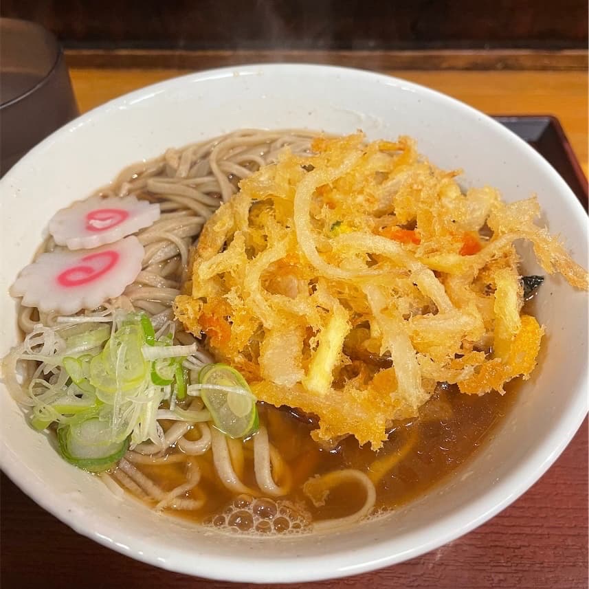 十割蕎麦嵯峨谷の天ぷらそば