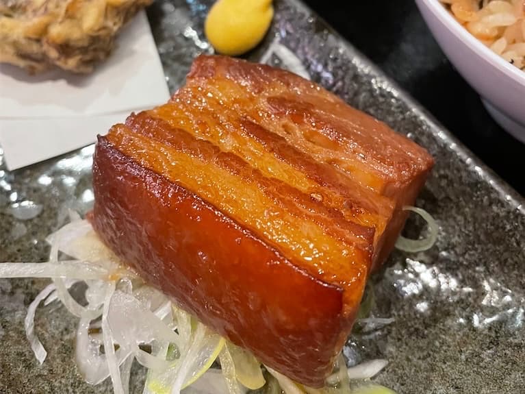 ラフテー（豚の角煮）写真
