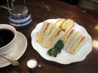 f:id:MSHIBATA:20120202080513j:image f:id:MSHIBATA:20120202080513j:image