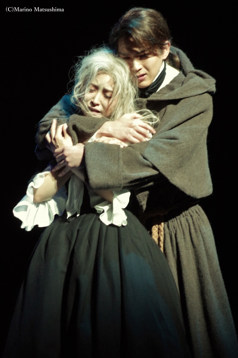 マリー・アントワネット』観劇レポート：二つの人生が交錯する、壮麗な
