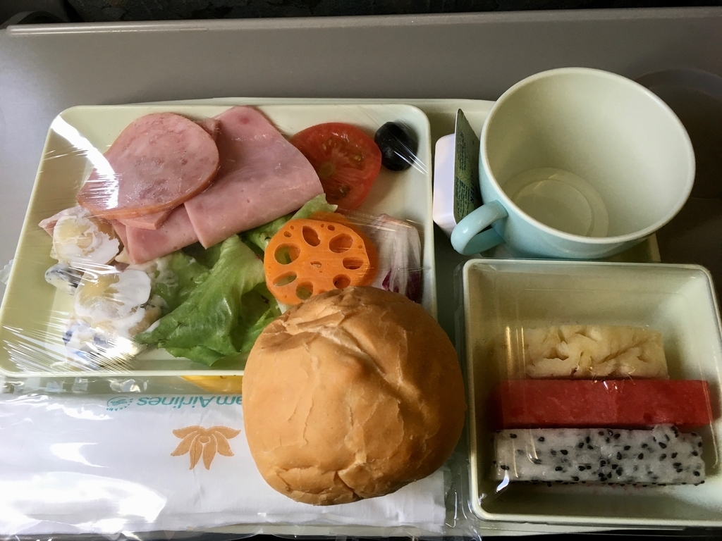 ベトナム航空機内食