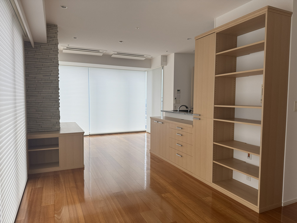 静岡・東京_インテリアデザイナー