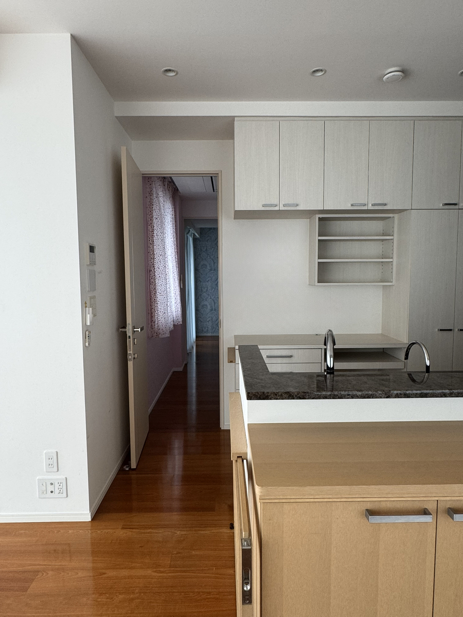 静岡・東京_インテリアデザイナー